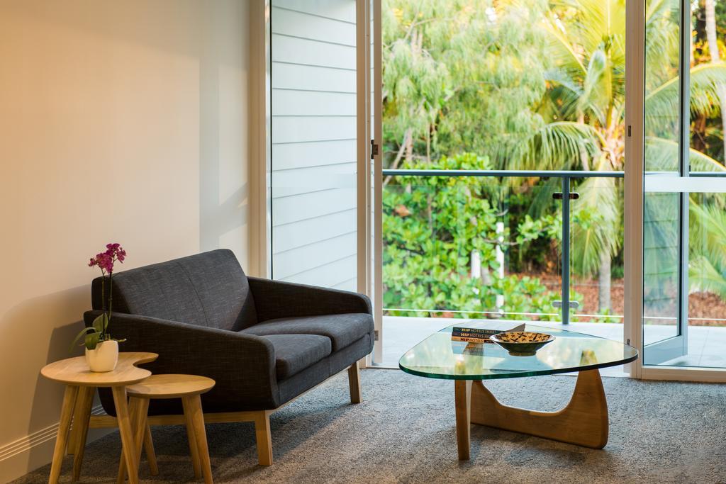 Heart Hotel And Gallery Whitsundays Airlie Beach Exterior photo